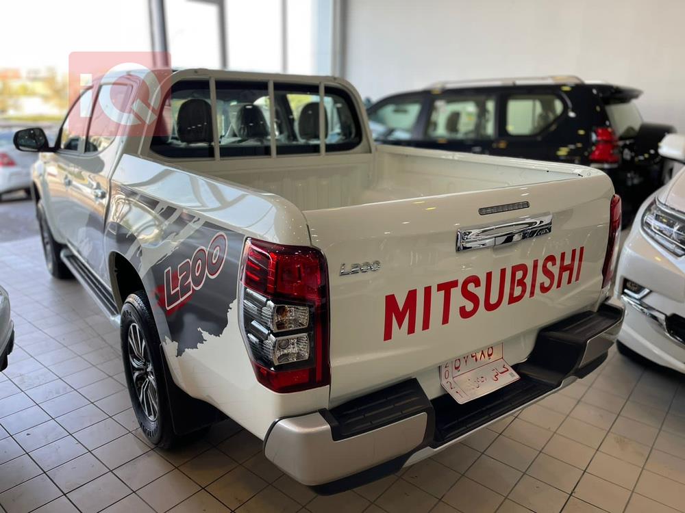 Mitsubishi L200